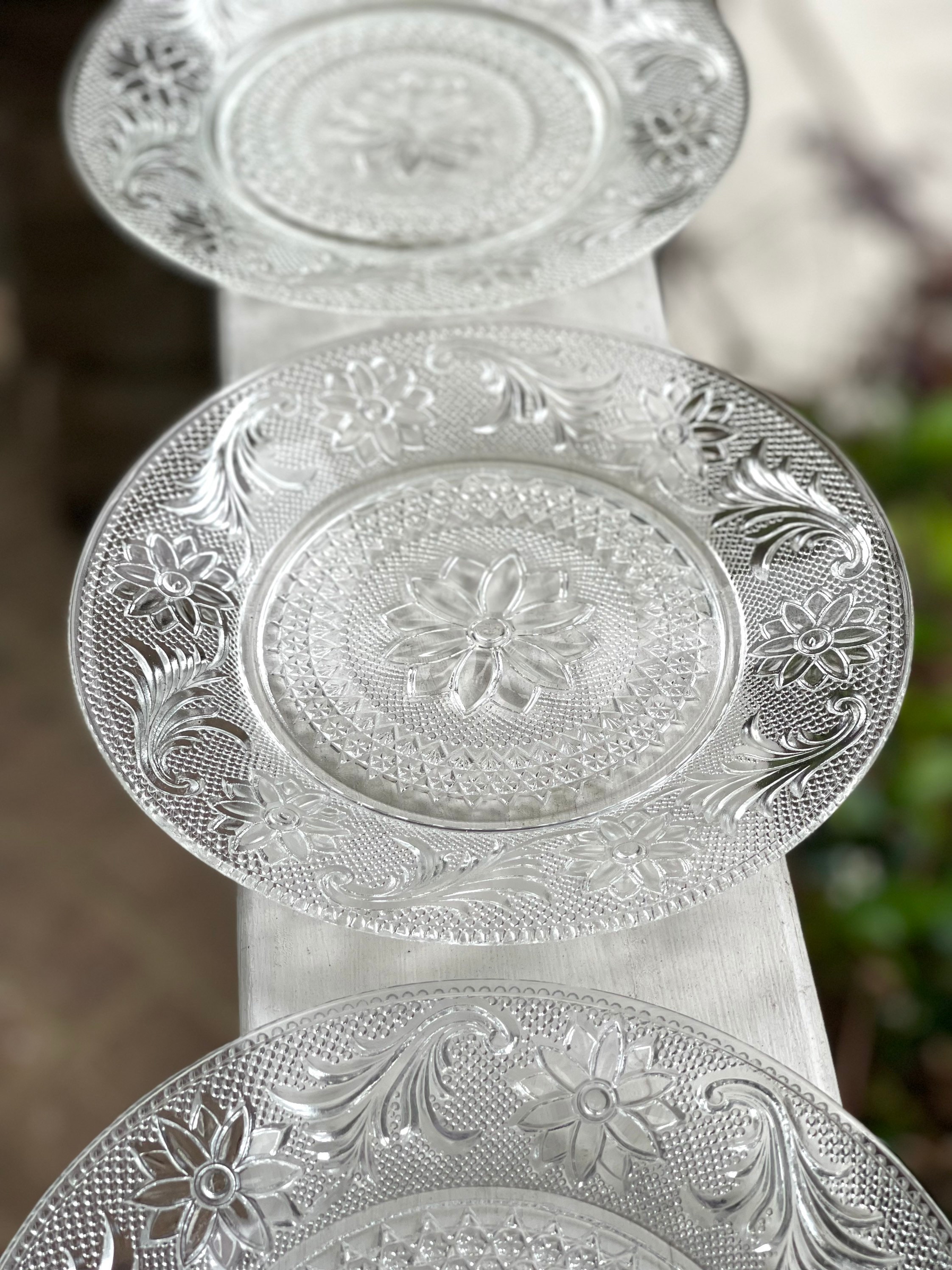 Vintage Indiana Glass Sandwich Clear Luncheon Plates/clear Salad Plates