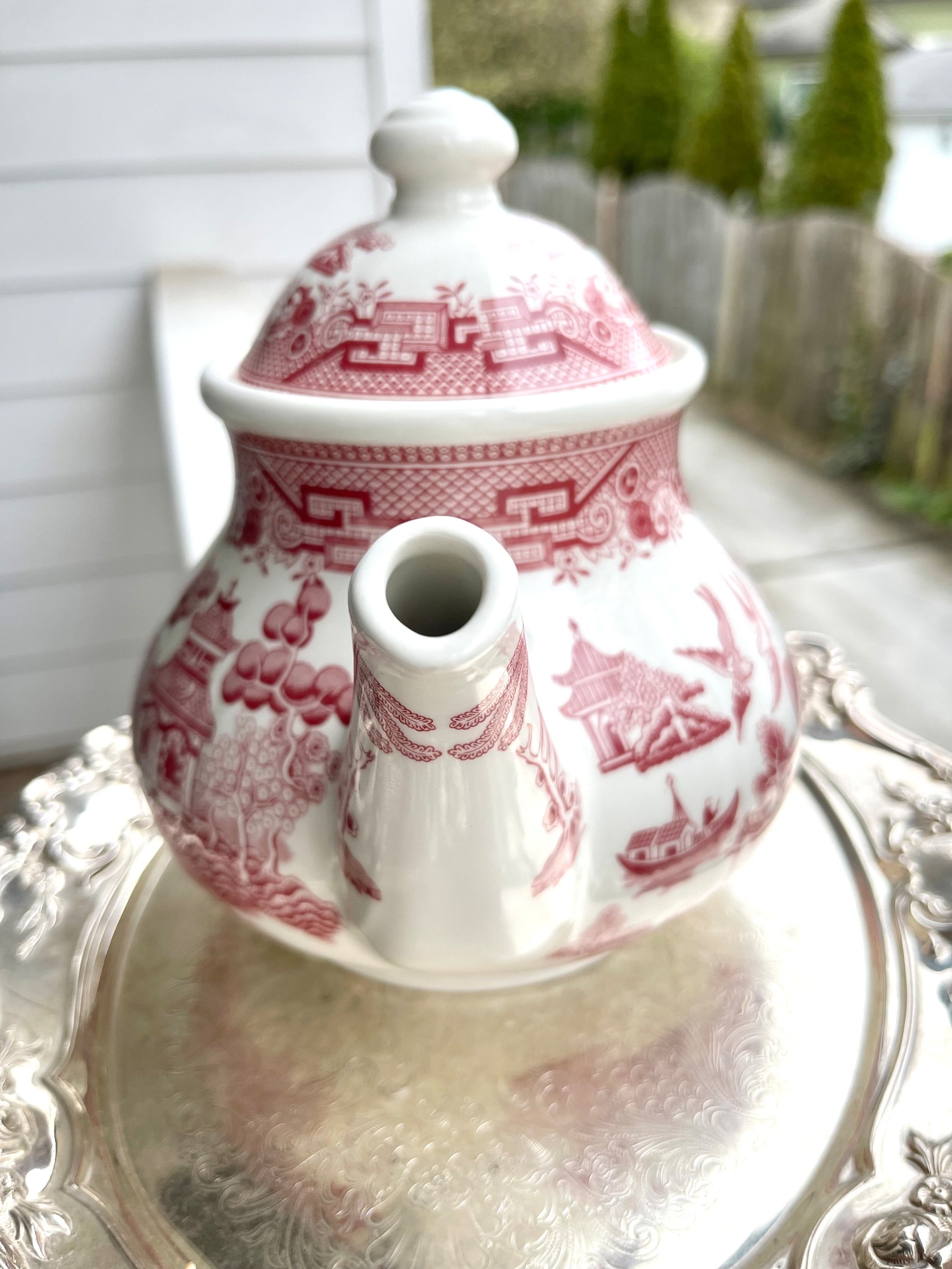 Royal Wessex Willow Rosa Teapot and Lid/vintage Teapot/pink