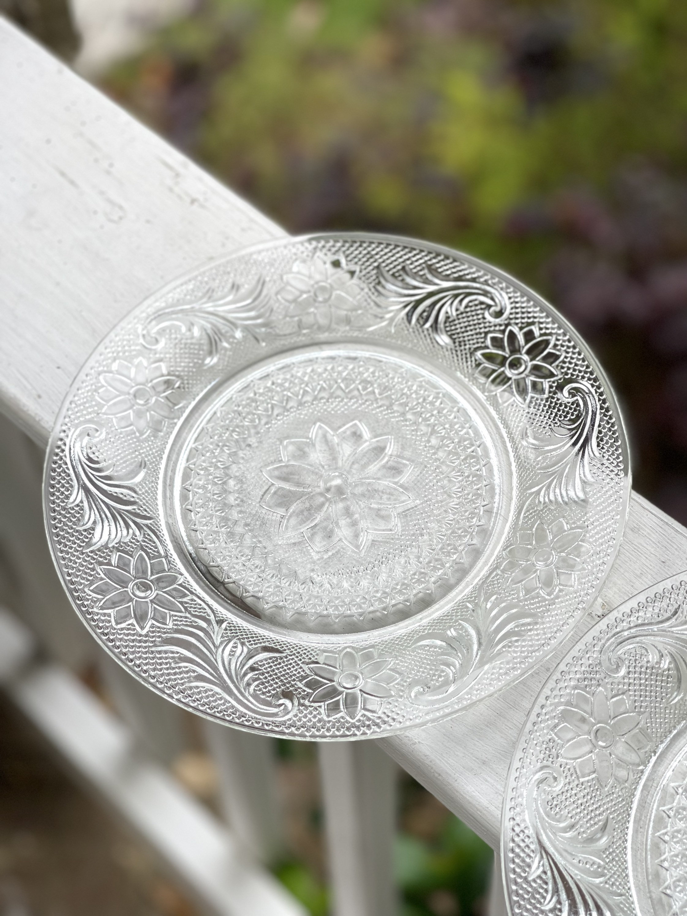 Vintage Indiana Glass Sandwich Clear Luncheon Plates/clear Salad Plates