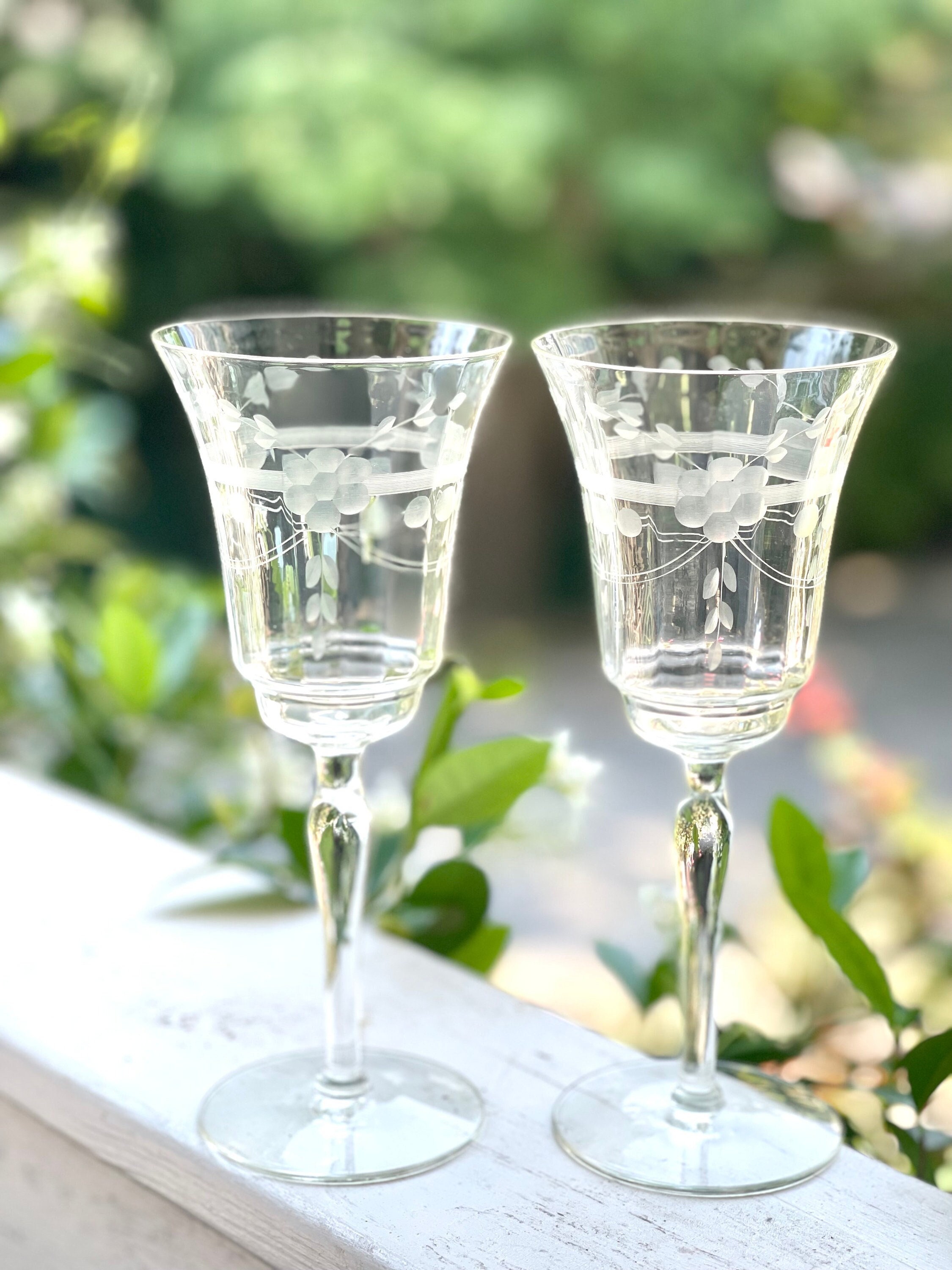 Vintage Etched Water Goblet vintage Etched Wine Glass floral Etched Goblet vintage Bar Glass vintage Etched Cocktail wedding Goblet set of 2 Etsy