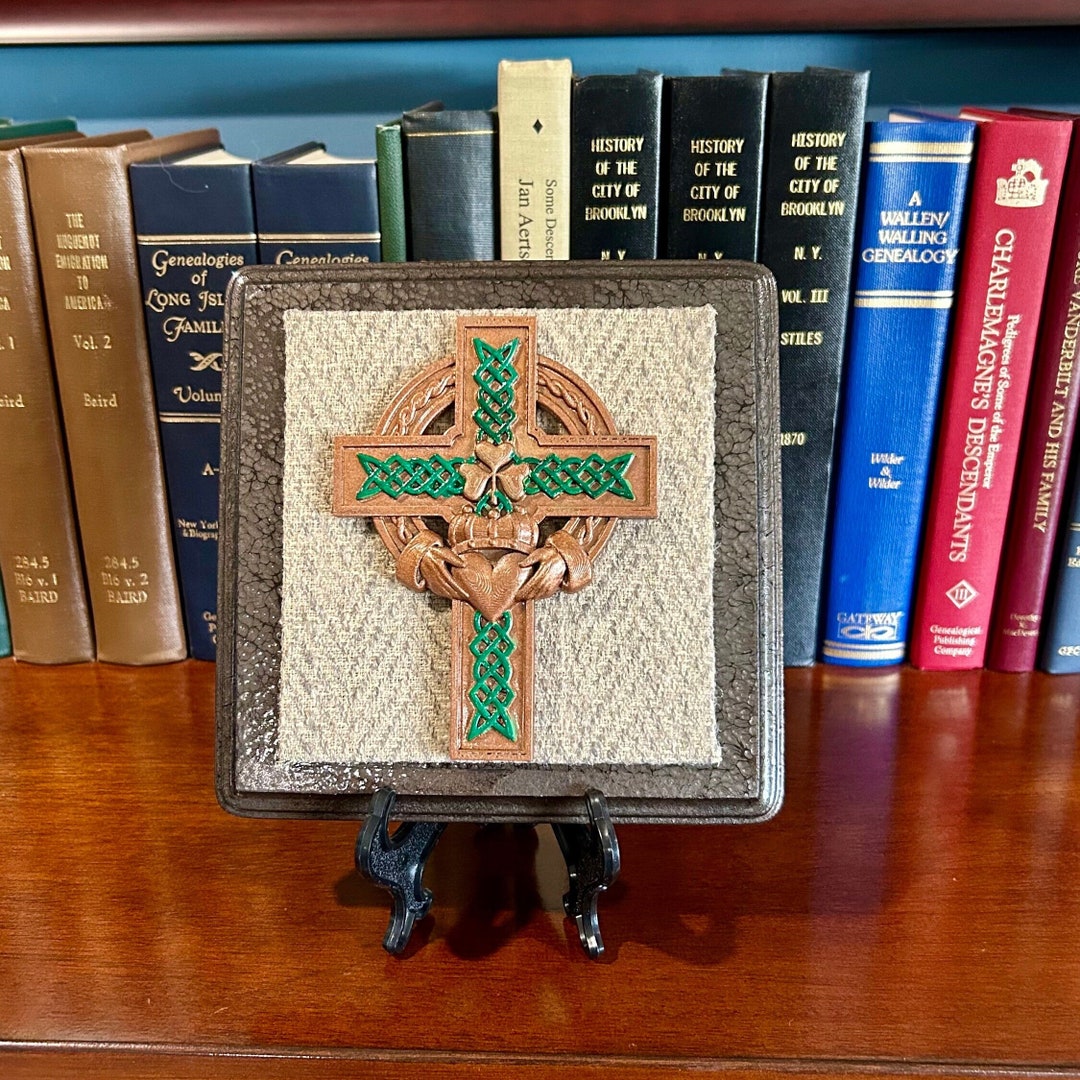 Celtic Cross & Irish Claddagh Sign Plaque - Etsy