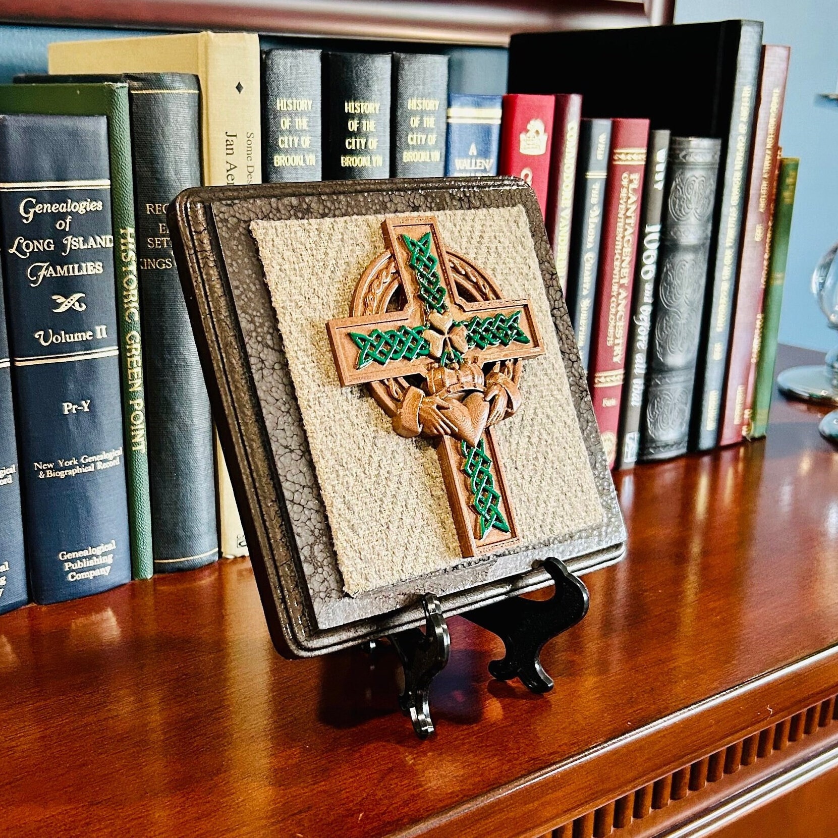 Celtic Cross & Irish Claddagh Sign Plaque - Etsy