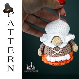 Female pilgrim keychain gnome pattern, crochet Thanksgiving keychain pattern