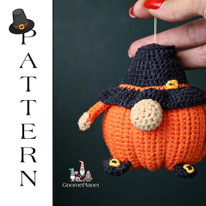 Crochet pumpkin keychain gnome pattern, crochet Thanksgiving pattern