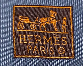 HERMES 153048 T 100% zijden stropdas, gloednieuw zonder prijskaartjes.