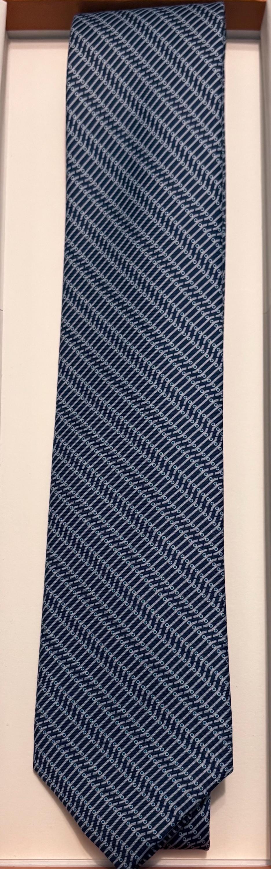 HERMES 646156 UA ブルーバイオレット「スケートボード」100%シルク