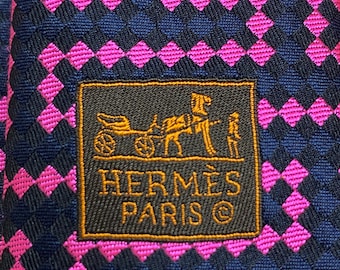 Cravate Hermès 100% Soie - Motifs Géométriques Rouges - état Proche Du Neuf