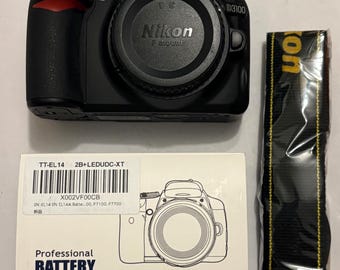 Nikon D3100 14.2メガピクセルボディ、状態99%、店頭デモ機、すごい！
