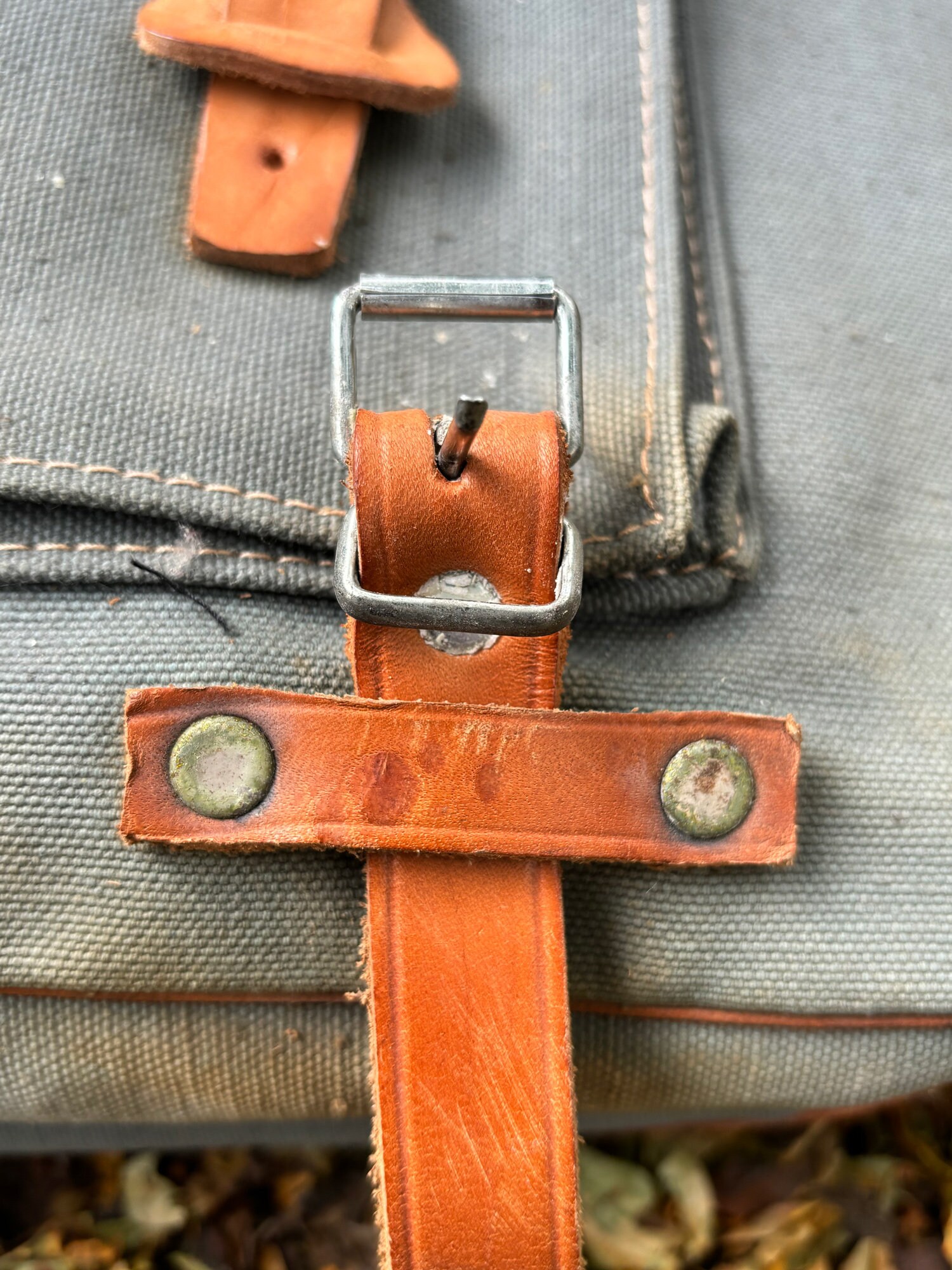 Porte-bagages AV FRONT CARRIER L MIK noir