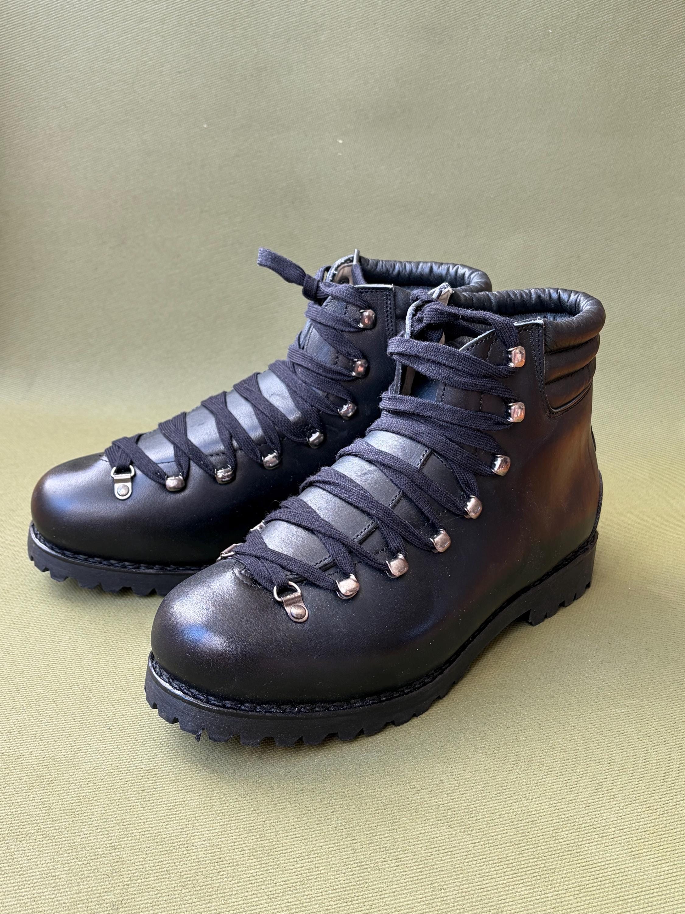 Vintage HanWag Boots Mens 11 Black Shearling Lined Vibram Norwegian Welt Germany Men main image 3
