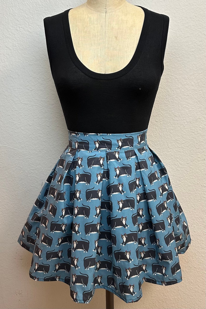 Handmade Skirt with POCKETS Printed Pleated High Waisted Skater Skirt Made with Black Cats Fabric image 2