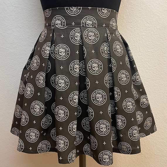 Black skater skirt with pockets hot sale