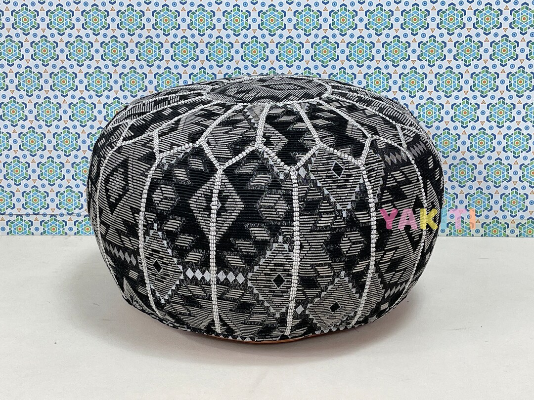 Photo inspiration: Picture Idea: Yakiti Black Round Pouf Round Foot Rest Moroccan Pouf Home