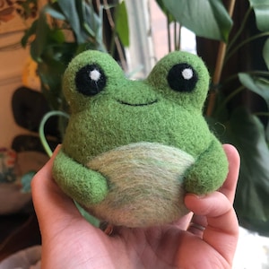 Fronk the Frog / MADE TO ORDER Needle Felted Frog Sculpture