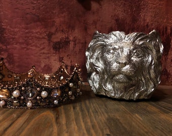 Silver Lion - Succulent Concrete Planter - Lion of Judah