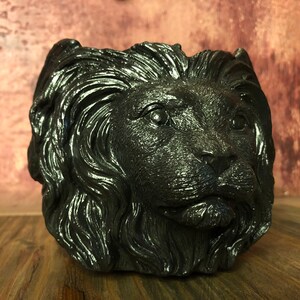 Father Lion Head Cement Planter Glossy Black image 5