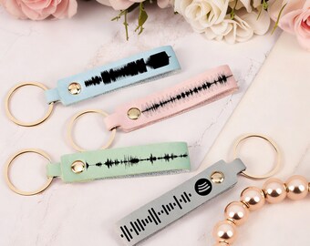 Voice Recording Keychain, Soundwave QR Code keychain,Audio Scan Keychain, Music Keychain, Spotify Code Keyring, Husband Valentine Gift