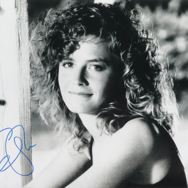 Elisabeth Shue Signed (real autograph) "Cocktail" 11x14 Photo