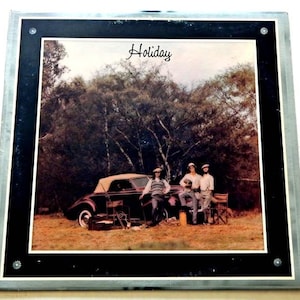 America  Holiday vinyl record LP, Album Rock Excellent Please read the description in full