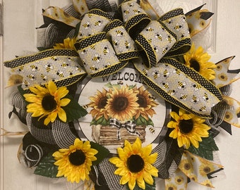Sunflowers and bees summer welcome sign