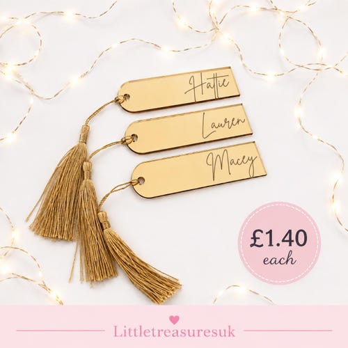 Personalised acrylic name place cards, mirrored place cards for weddings or parties, gold mirror place mats. acrylic engraved cards