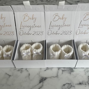 Personalised Pregnancy Announcement new baby mothersdayGift Baby booties in Box You're going to be Parents Daddy Mummy Grandparents Any Name