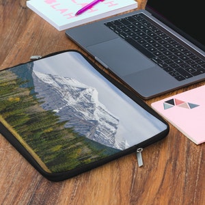 自然のラップトップスリーブ | MacBook Air スリーブ | ロブソン山 | マウンテンラップトップケース | かわいいコンピューターバッグ