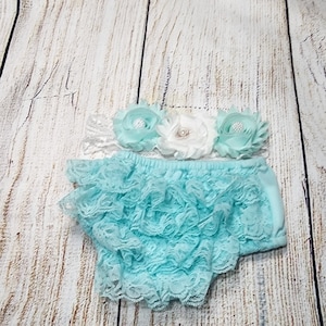 Light perpend mint Lace Baby Girl Bloomer, Baby Girl Cover Diaper, Photo Prop Outfit with Headband