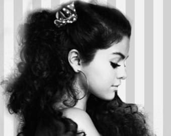 Bookmark - Selena Gomez (2016)