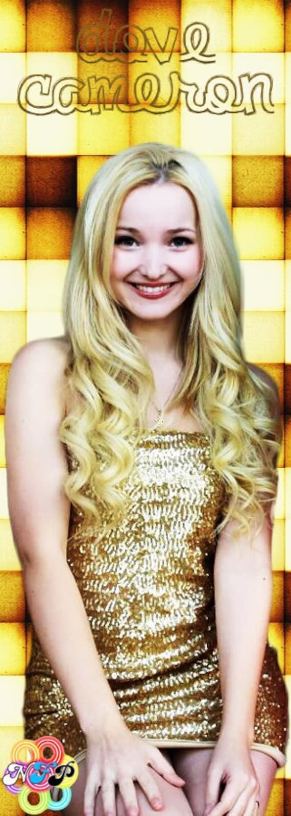 green emerald velvet dress Dove Cameron is a Gold Goddess at Golden Globes 2017 After-Party: Photo  1061966 | 2017 Golden Globes Parties, Dove Cameron, Emily Robinson, Katie  Cassidy, Yael Grobglas Pictures