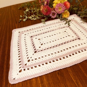 LILLY Crochet Placemat PDF Pattern, Textured Rectangle Table Mat
