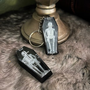 Vintage Plastic Coffin Skeleton Keyring Keychain