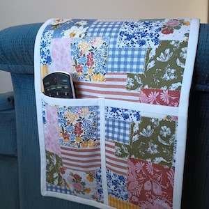 Couch Caddy - Armrest Organizer for Sofa, Recliner, Living Room Storage for Phones, Tablets, Remotes, Snacks...