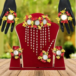 flower jewelry / floral jewelry / haldi jewelry / mayoon jewelry / Dholki jewelry/ Mendhi jewelry / indian jewelry /pakistani jewelry/Choker