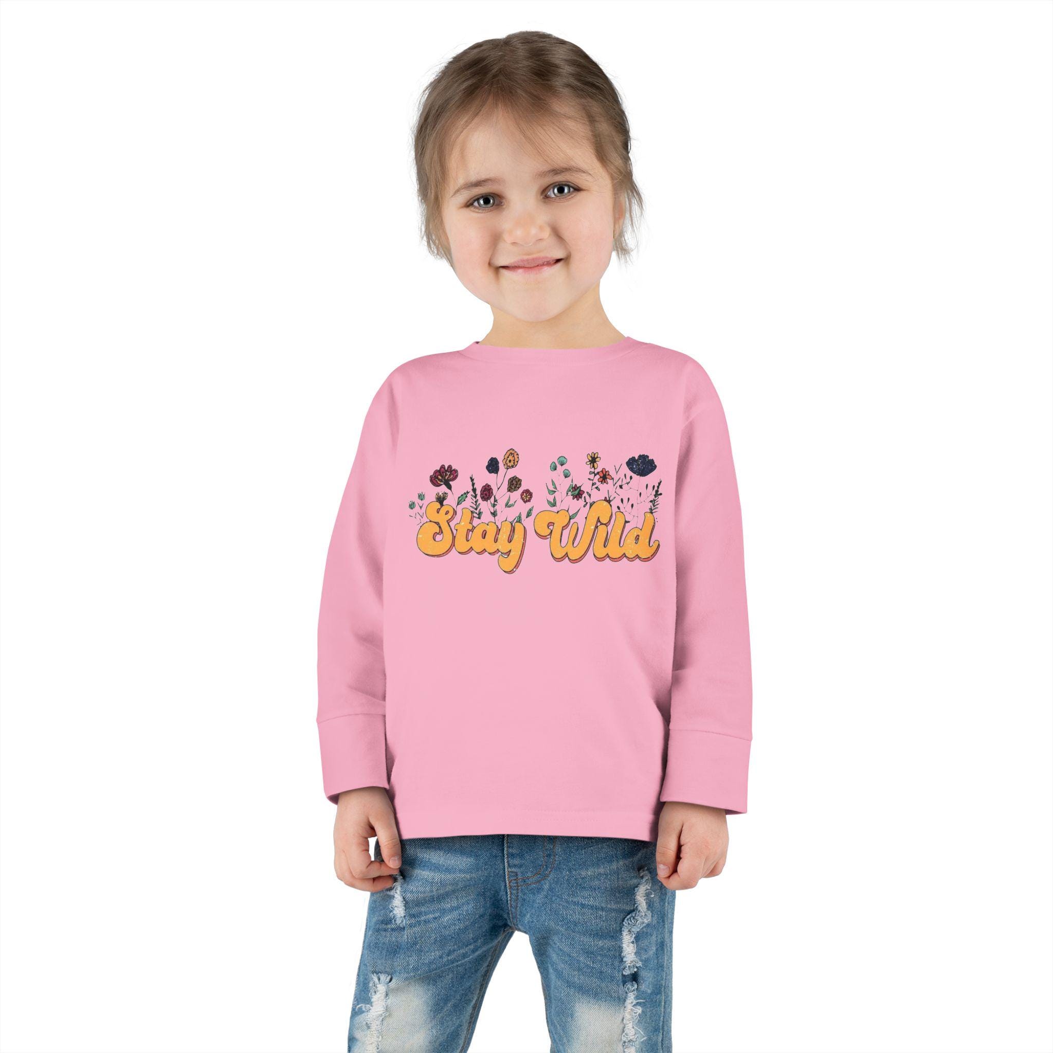 幼児用「Stay Wild」長袖Tシャツ：アドベンチャーウェア - Etsy 日本