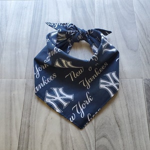 New York Yankees Dog Bandana/Tie On Dog Bandana