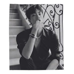 bts ジン ブランケット BTS JIN ジン ブランケット 75✕100【2枚目以降に実物画像あり