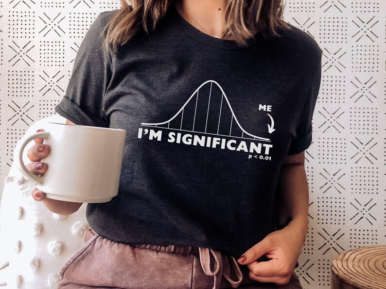 Camiseta de estadística, regalo para estadístico, camiseta para analista de datos, estadística, camiseta para friki de datos, regalo para investigadores, regalo para analistas de datos, camiseta de datos, investigación Dark Heather Grey