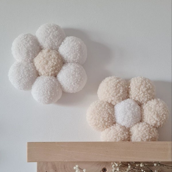 Daisy Pompom beige wall decor, Daisies baby shower, Neutral girl nursery, Shelf decor