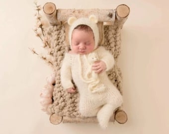 Teddy bear baby outfit, teddy bear set for newborn photo shoot, hat and toy bear for newborn photo shoot, knitted baby outfit