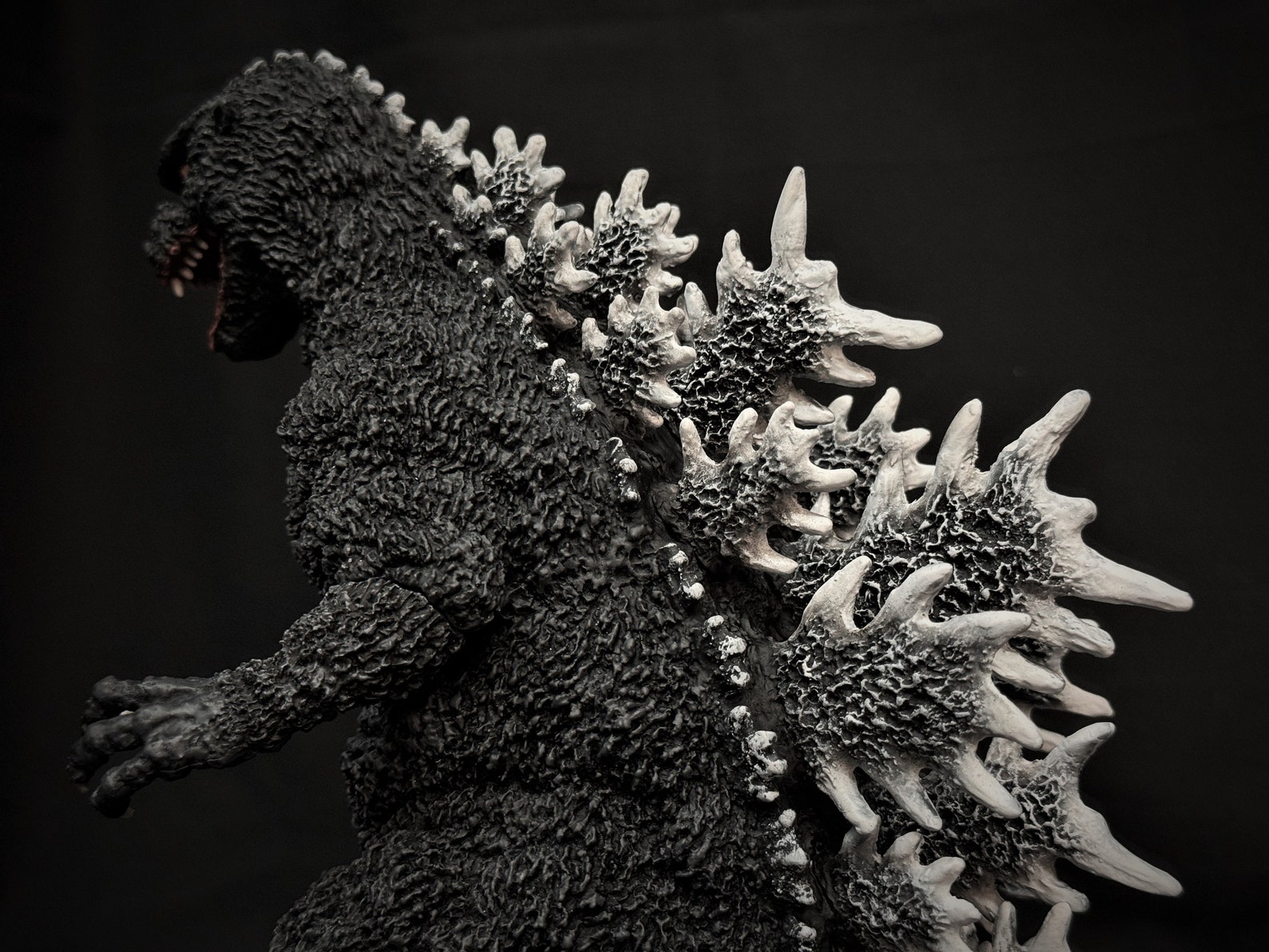 Godzilla 1984 Art Statue one-off Ryu Oyama 84ゴジラ 完成品 - Etsy