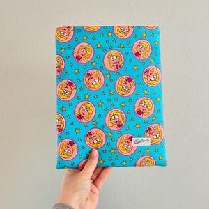 Lizzie M. Book sleeve