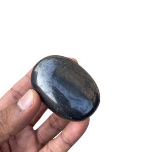 Shungite Palm Stone: EMF Protection, Grounding & Energy Cleansing