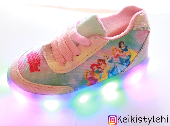 Promoten temperament Vlak Custom Made Shoes to Your Babies Personality Best Led Shoes - Etsy