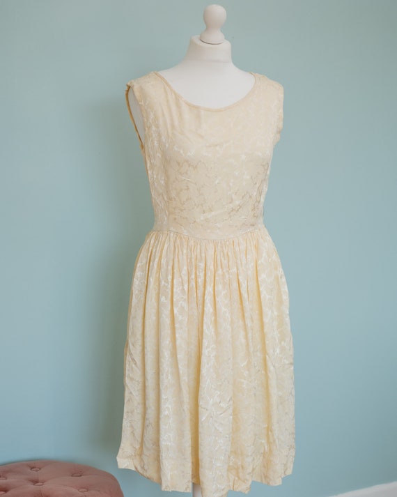 lace cut out midi dress Call Back Cut-Out Waist Chocolate hippe style Cupshe Dress | Commuter US Size:0 50/44/ 48 4X