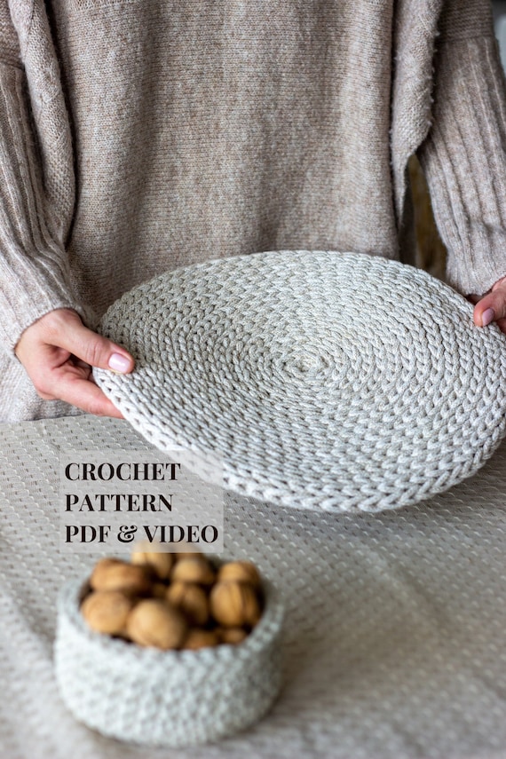 Crochet Round Placemat Pattern: Beginner-Friendly Easter Table Decor (PDF)