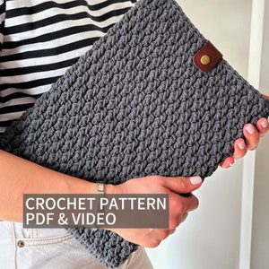 Crochet Laptop Sleeve Pattern: Beginner-Friendly PDF (Adjustable Size)