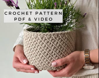Crochet Basket Pattern with Wooden Base: PDF & Video Tutorial