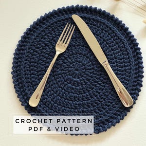 Crochet Placemat Pattern: Round Farmhouse Table Decor (PDF & Video)