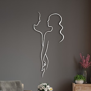 Arte de pared de metal abstracto moderno con parejas: regalo perfecto para inauguración de la casa con retratos de parejas tomados de la mano.